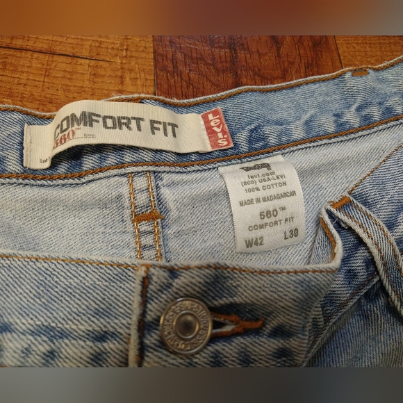 Vintage Levi's 560 Comfort Fit Light Blue Jeans Men's Size 42 - Picture 3 of 6